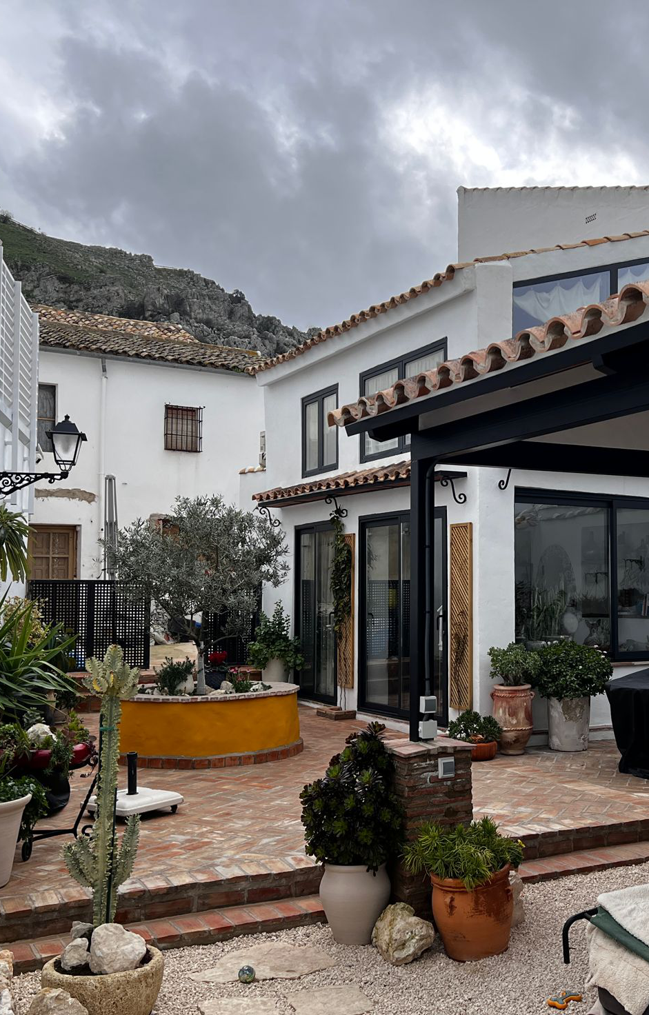 Traditional Andalusia houses renovated for sale in Cordoba - Nestled in the heart of Andalusia, Zuheros. To highlight the location of a fully renovated home located in the village of Zuheros, Cordoba, Spain